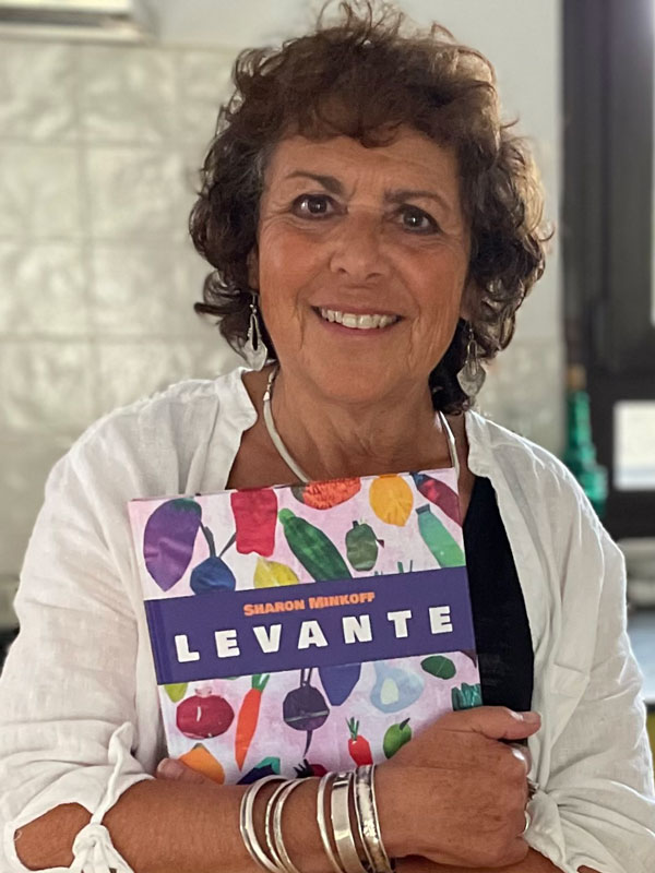 Sharon Minkoff, autora del libro de cocina Levante.